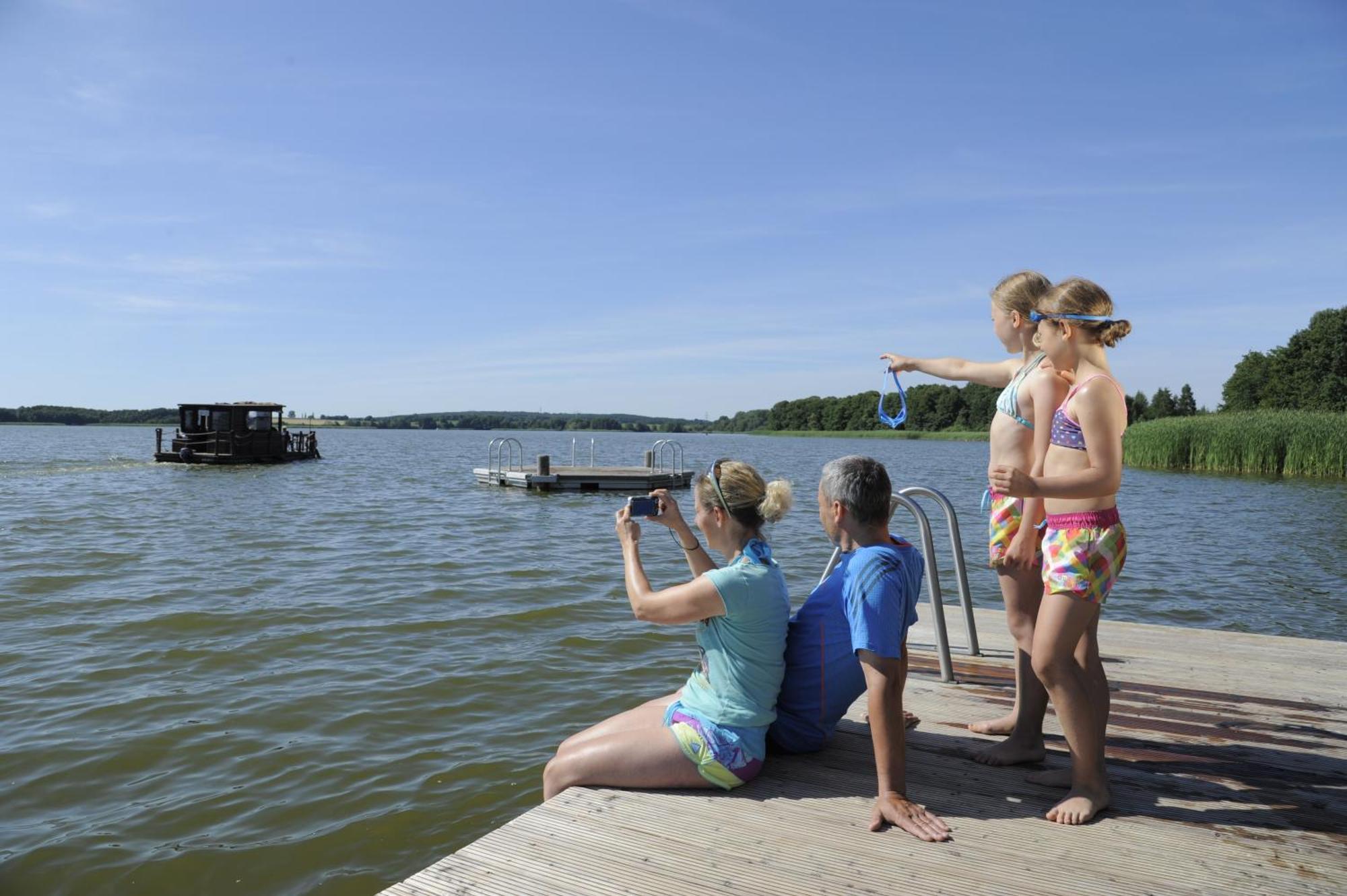 Camping-Und Ferienpark Havelberge Gross Quassow Habitación foto