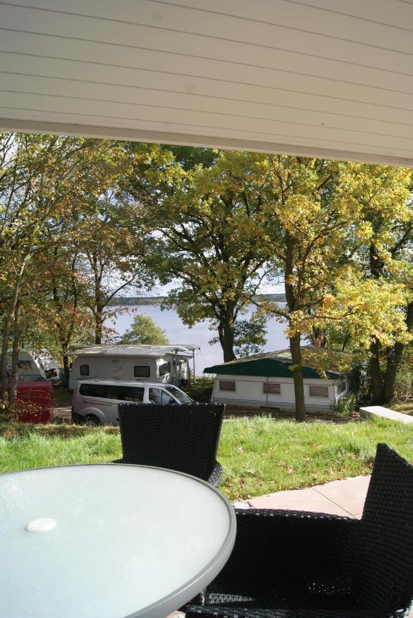 Camping-Und Ferienpark Havelberge Gross Quassow Exterior foto